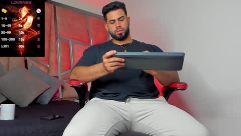 Noah online show from 12/13/24, 12:39