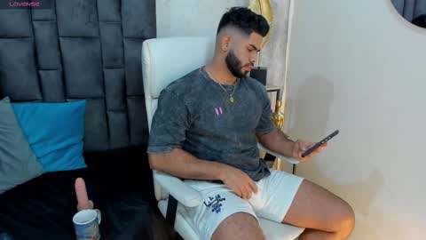 Noah online show from 02/15/25, 09:49