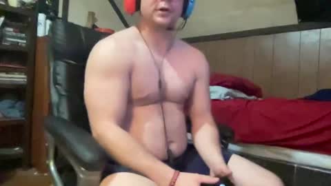 Snapshot of noahryderof chatting on 02/16/25, 01:58 The Noah Ryder online show from 02/16/25, 01:58