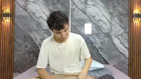 Snapshot of noahwalker__ chatting on 07/14/26, 11:05 online show from 07/14/26, 11:05