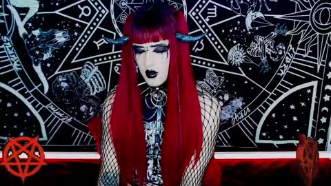 Snapshot of noamy_666 chatting on 01/29/25, 08:51 caroline online show from 01/29/25, 08:51