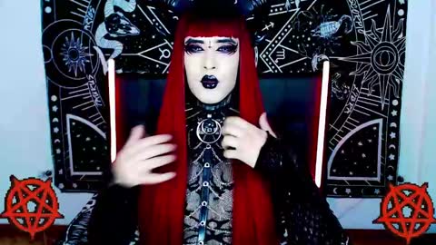 Snapshot of noamy_666 chatting on 02/08/25, 08:52 caroline online show from 02/08/25, 08:52