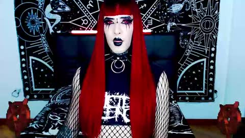 Snapshot of noamy_666 chatting on 02/22/25, 04:29 caroline online show from 02/22/25, 04:29