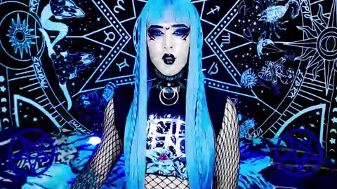 Snapshot of noamy_666 chatting on 03/06/25, 03:46 caroline online show from 03/06/25, 03:46