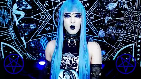 Snapshot of noamy_666 chatting on 03/12/25, 02:30 caroline online show from 03/12/25, 02:30