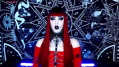 Snapshot of noamy_666 chatting on 09/09/25, 12:32 caroline online show from 09/09/25, 12:32