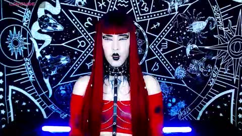 Snapshot of noamy_666 chatting on 09/25/25, 12:25 caroline online show from 09/25/25, 12:25