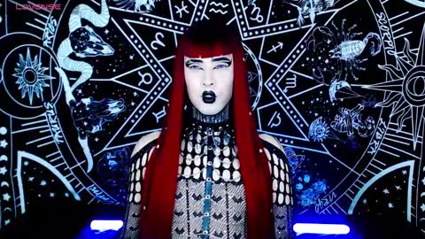 Snapshot of noamy_666 chatting on 10/07/25, 12:52 caroline online show from 10/07/25, 12:52