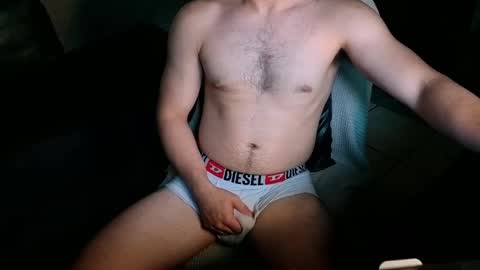 Snapshot of nobudget06 chatting on 09/09/25, 12:21 nobudget06 online show from 09/09/25, 12:21