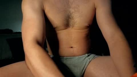 Snapshot of nobudget06 chatting on 09/18/25, 02:02 nobudget06 online show from 09/18/25, 02:02