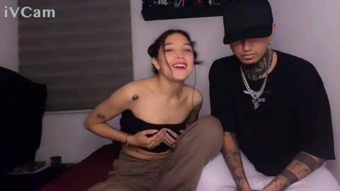 Jean Y Isa online show from 11/28/25, 04:15