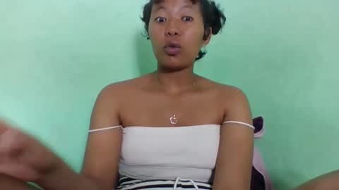 noellah online show from 04/19/26, 04:17