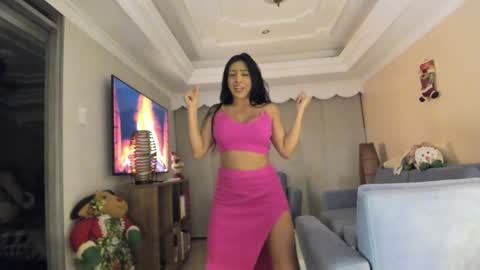 Snapshot of noemibcnz chatting on 01/11/26, 12:59 In instagram dayhannanoemi online show from 01/11/26, 12:59