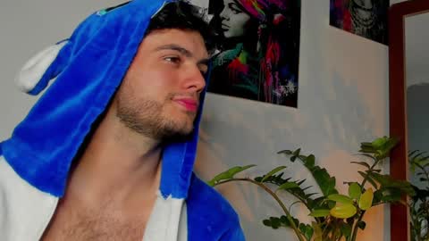 kevin online show from 01/24/25, 03:22