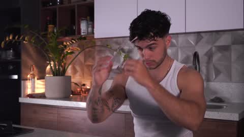 kevin online show from 02/01/25, 12:18