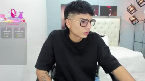 Noha Scott online show from 10/12/25, 10:42