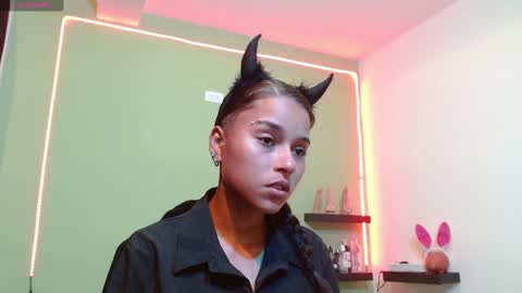 Noha Thomson online show from 01/18/25, 08:30