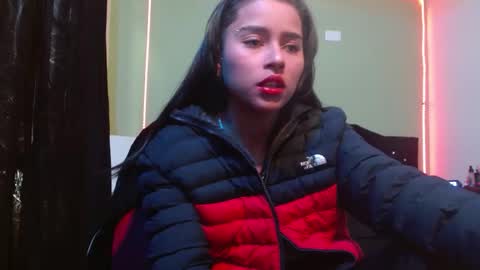 Noha Thomson online show from 10/16/25, 09:27