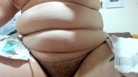 Snapshot of noha_whiite chatting on 09/25/25, 11:08 Noha online show from 09/25/25, 11:08