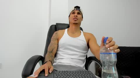 nohanhunter online show from 04/26/26, 02:15