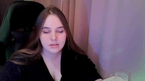 noir_ember_ online show from 03/10/26, 05:18