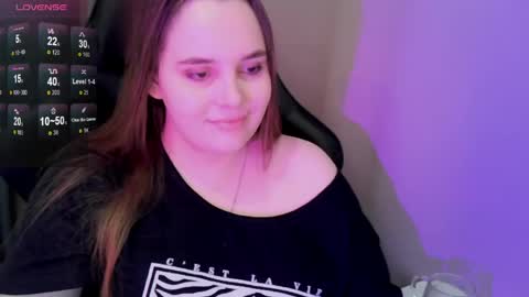 noir_ember_ online show from 04/10/26, 06:01