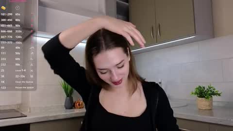 Sophie online show from 03/19/26, 06:06