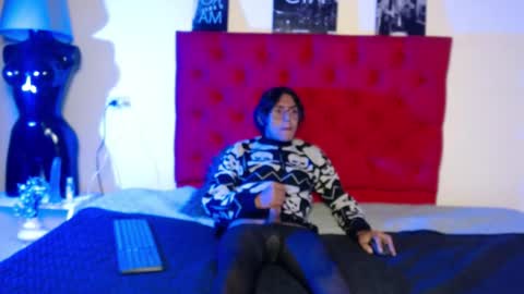 Noire online show from 02/28/26, 10:44