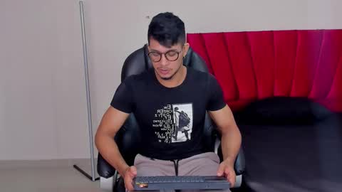 Im Nolan  online show from 11/05/25, 07:58