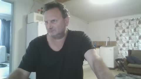 Nollie online show from 04/25/26, 05:54