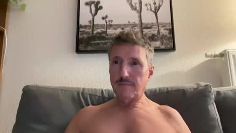 nolo34 online show from 12/02/25, 03:18