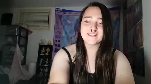 Snapshot of nonbinarybeauty20 chatting on 02/08/25, 01:22 nonbinarybeauty20 online show from 02/08/25, 01:22