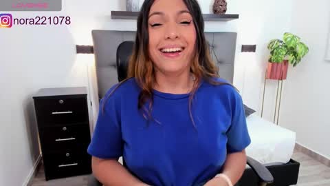 Snapshot of nora22xx chatting on 12/22/24, 05:45 Nora online show from 12/22/24, 05:45