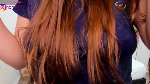 Snapshot of nora22xx chatting on 01/11/25, 05:52 Nora online show from 01/11/25, 05:52