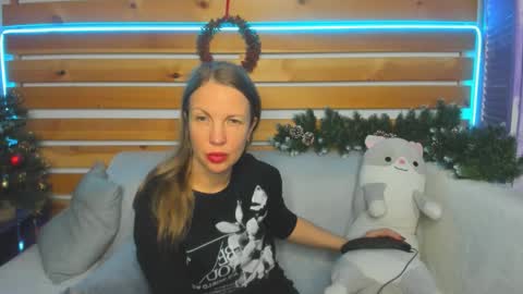 Nora online show from 12/07/24, 12:52