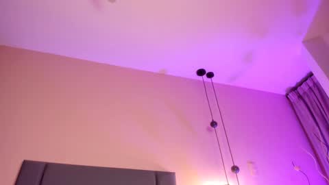 Snapshot of nora_dasilva chatting on 02/07/25, 01:47 Nora Da Silva online show from 02/07/25, 01:47