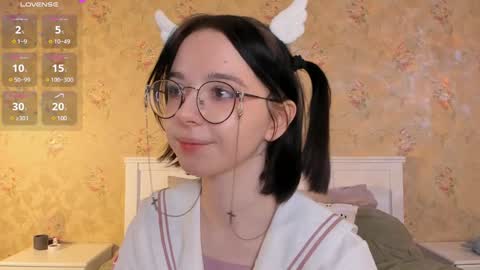 Snapshot of nora_failure chatting on 12/19/24, 11:07 Nora Failure online show from 12/19/24, 11:07