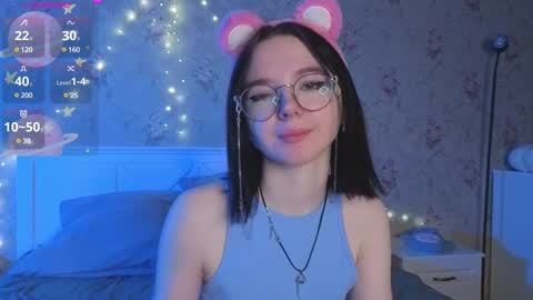 Snapshot of nora_failure chatting on 02/05/25, 12:27 Nora Failure online show from 02/05/25, 12:27