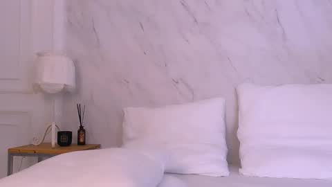 Snapshot of noraaddams chatting on 10/26/25, 02:39 noraaddams online show from 10/26/25, 02:39