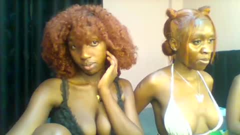 Snapshot of norababy20 chatting on 07/19/26, 04:54 Norababy20 online show from 07/19/26, 04:54