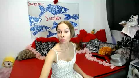 Snapshot of noraohgreys chatting on 05/29/26, 02:37 Nora online show from 05/29/26, 02:37