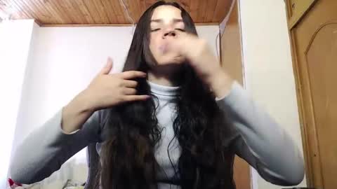 noreen_ online show from 02/03/26, 07:41