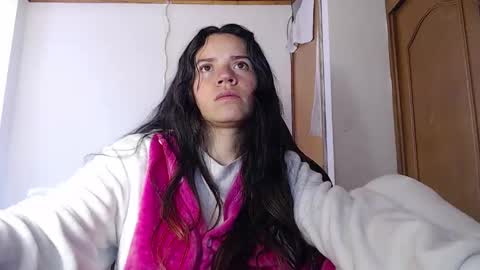 noreen_ online show from 02/06/26, 02:42