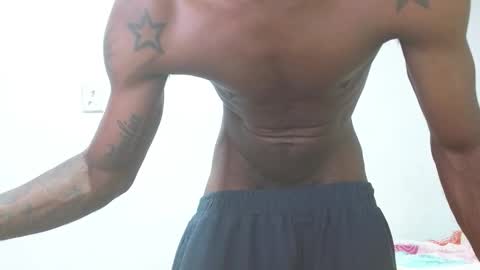 noreno9159 online show from 11/19/25, 04:01