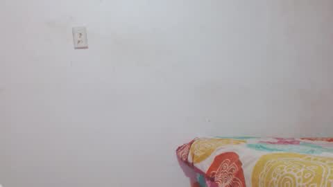 noreno9159 online show from 11/19/25, 08:31