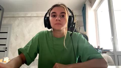 Elena online show from 02/25/26, 07:18