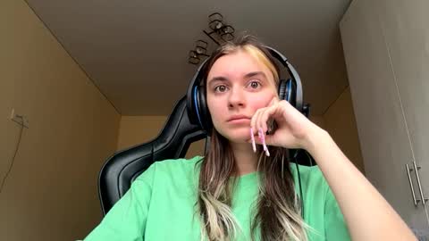 Elena online show from 03/16/26, 06:17