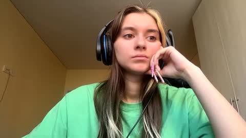 Elena online show from 03/17/26, 07:01