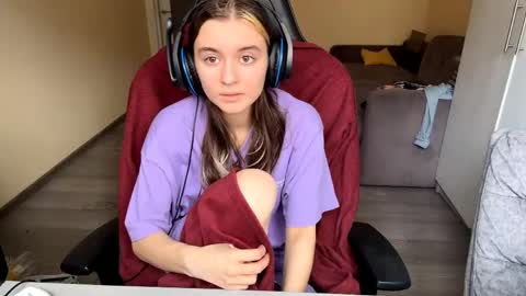 Elena online show from 04/10/26, 08:08