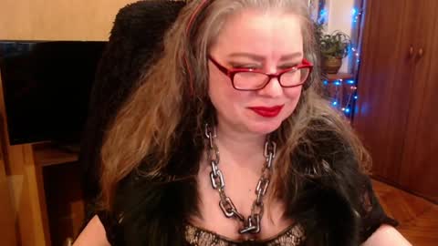 miss Tress online show from 12/15/24, 11:42